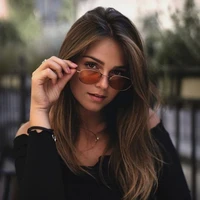 Bella