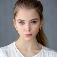 Malory Smith(ML friend/Cousin)