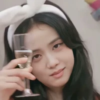 JISOO