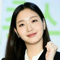 Kim Go-Eun (Selir Agung)