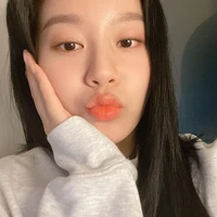 PARK YOUNA