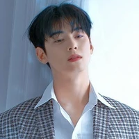 Eun woo