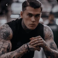 Sebastián ( Damián James, " la sombra")
