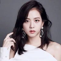 jisoo(anak tiri)