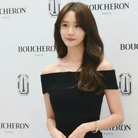 Lee Yoona(Mama Heesung)