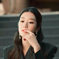 Ny. Alexandra【Selena】