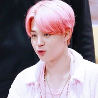 ลูกพีช[peaches]💖