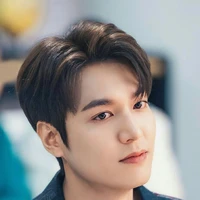เวย์(พี่ชายนางเอก)