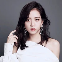 Jisoo (sahabat Lisa)