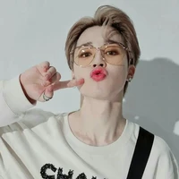 park jimin * mochi *