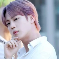 kim seokjin *wwh*