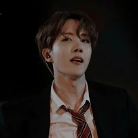 จองโฮซอ(เจโฮป) (พระเอก)