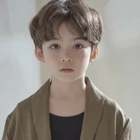 เว่ยอู๋เซี่ยน(ตอนเด็ก)