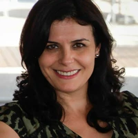 Fabiana(Mãe da Alicia)
