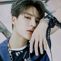 LEE JENO