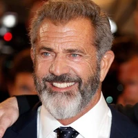 Roberto ( padre de Elizabeth)