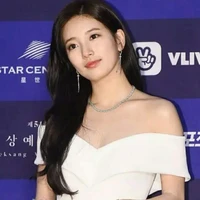 Alea Laura Smith/Mommy Elsa