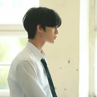 เฟรม : เพื่อนพระเอก