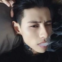 ลูคัส(เพื่อนพระเอก)