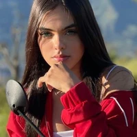 ASTRID [URADEL MAYER](18)