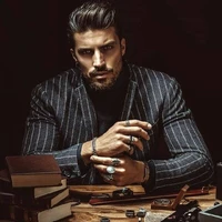 DOMINIK [URADEL](38)