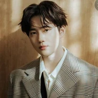 Kim jun myeon(suho)