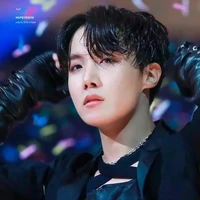 Jung hoseok 🦄(jhope our sunshine)