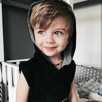 Martin Umag (Hermano menor) (5 años)