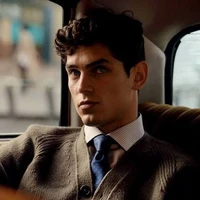 Alexander(20 años)
