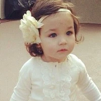 lesly (hija de aldo y luna)       )