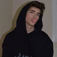 Luka Reyes (17)