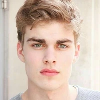 Jonathan Reyes (23)