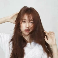 Suzy (Queen Kim)
