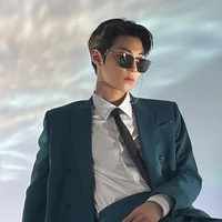 พระเพลิง(พระเอก)