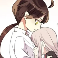 Crystle darkwoods (Author)