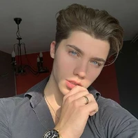 Alexandro Calleta Gotti[hijo Mys]{26}