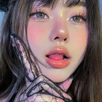 นิยา แฟนมิโอะ