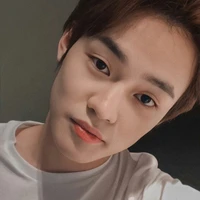 Zhong Chenle/lele