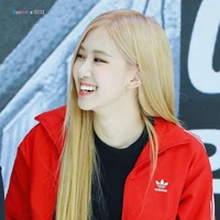 Fiona Alderick (mama Arra)