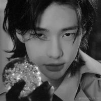 Hwang Hyunjin (Papa)
