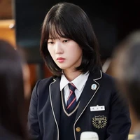 (รุ่น​พี่)​ซูจี