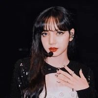 queen lalice manoba / lalisa