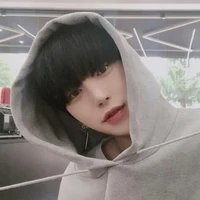 คิว(มาควิส+องครักษ์ประจำลูกคัส)