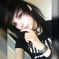 Lesli