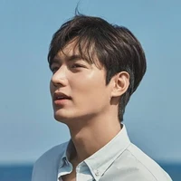 ซิม(พ่อนางเอก)