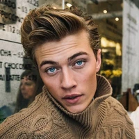 𝐀𝐥𝐞𝐬𝐬𝐚𝐧𝐝𝐫𝐨 𝐕𝐚𝐥𝐞𝐧𝐭𝐢𝐧𝐨