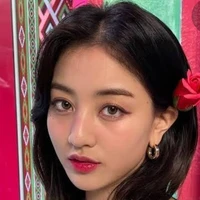 jihyo |istri eric|jalang|