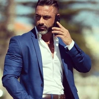 Francisco Holloway [Papá de Gina]