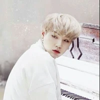 Yoongi(Suga)