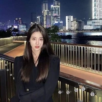 สีน้ำ(นางเอก)